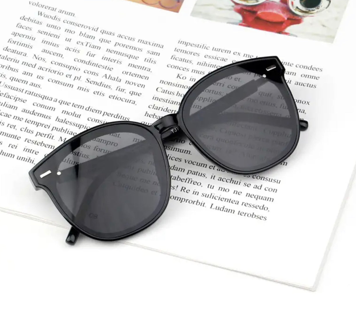 KIDS SUNGLASSES