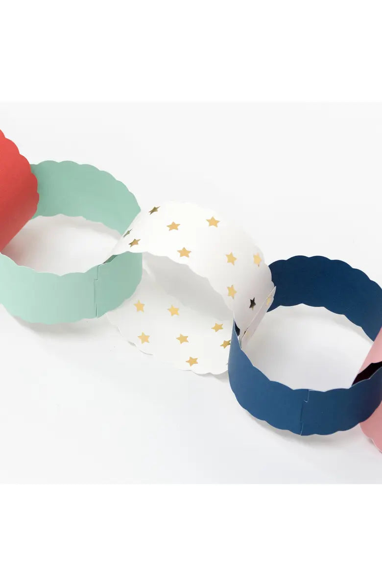 SCALLOPED CHRISTMAS PAPER CHAINS || MERI MERI