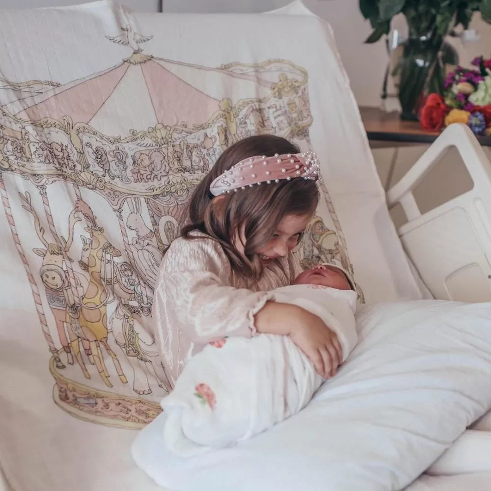 SWADDLE - PINK CAROUSEL || ATELIER CHOUX
